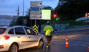 İstanbul’da bazı yollar trafiğe kapatıldı