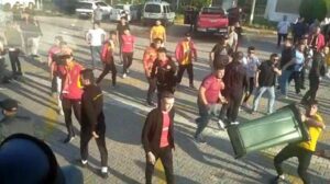Kupa finaline giden Sivasspor ve Kayserispor taraftarları arasında gerginlik