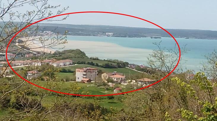 Taşkın sonrası Sinop kıyıları çamura büründü