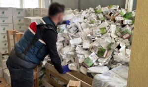 Tescil belgesi ve lisansı olmayan 112 ton organik gübre ele geçirildi