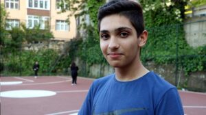 Testislerinden biri alınan çocuğun ailesi ‘hatalı teşhis’ iddiasıyla şikayetçi oldu