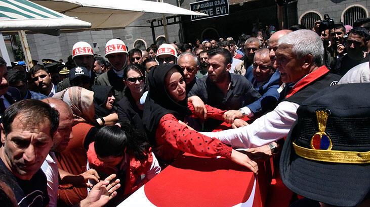 Şehit er Yusuf Gürler, Şanlıurfa’da son yolculuğuna uğurlandı