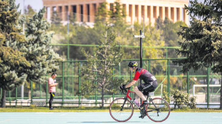 21 ülke bisikletçileri Ankara’da buluştu