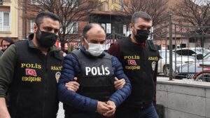 8 yıllık husumetlisini öldüren sanığa müebbet