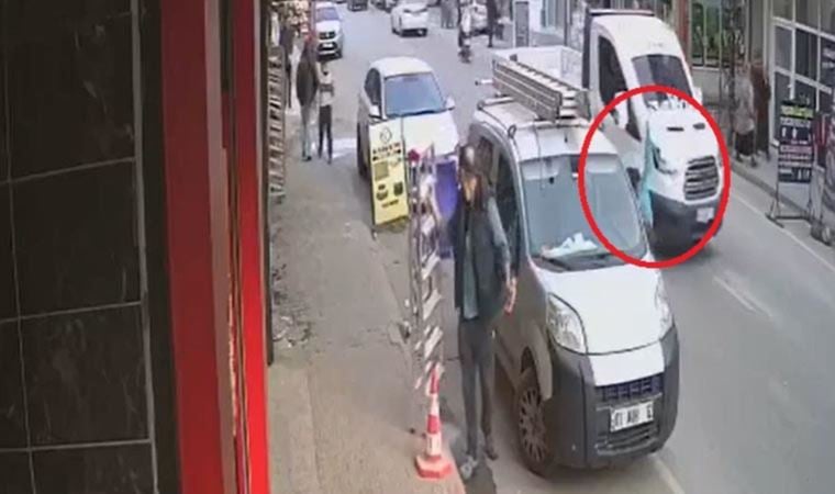 Adana’da feci kaza: Kamyonetin çarptığı çocuk, metrelerce sürüklendi