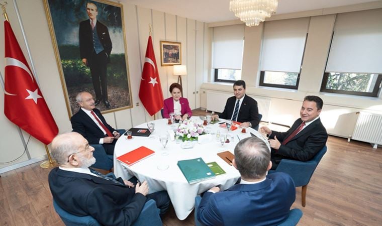 ADD Başkanı Hüsnü Bozkurt’tan AKP’nin türban tasarısı için muhalefete çağrı: ‘Görüşmelere katılmayın’