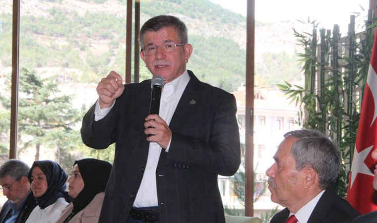 Ahmet Davutoğlu: ‘Bir milyarlık soru bu; cumhurbaşkanı adayı kim olacak?’