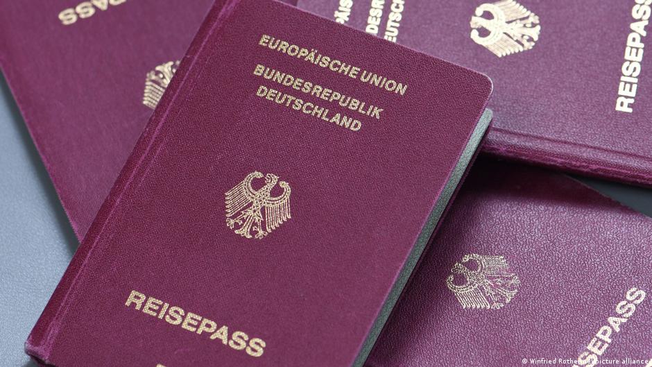 Almanya’da vatandaşlık reformu koalisyonu böldü