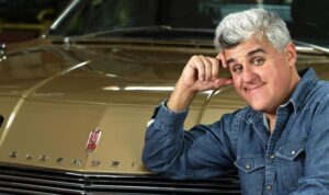 Amerikalı komedyen Jay Leno, araç yangınında ciddi şekilde yaralandı
