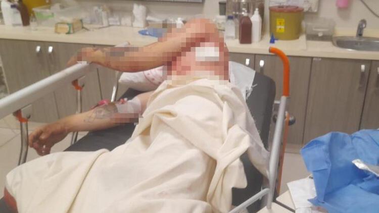 Annesine küfrettiğini ileri sürdü! Jiletle yaraladı