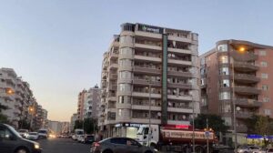 Annesini vurup intihara kalkışan üniversiteli Ömer, 4 gün sonra öldü