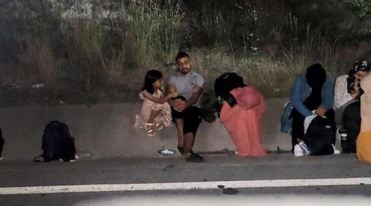 Arnavutköy’de minibüste 29 göçmen yakalandı