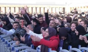 Atatürkçü Düşünce Derneği’nden Anıtkabir’deki ‘Her yer Tayyip, her yer Erdoğan’ sloganına suç duyurusu