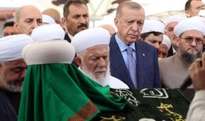 Atatürk’ün kapattığı tarikatlar son 20 yılda vakıf kimliğiyle yeniden doğdu: AKP karanlığı ülkeyi boğuyor