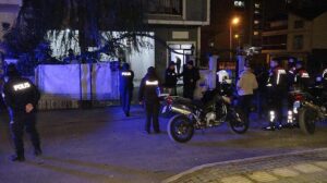 Ayrılmak isteyen amcasının kızı ile yengesini vuran şüpheli, adliyede