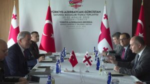 Bakan Akar, Azerbaycanlı ve Gürcistanlı mevkidaşları ile görüştü