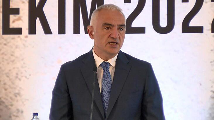 Bakan Ersoy: Türk dizileri gönül köprüleri kurulmasında hızlandırıcı rol oynadı