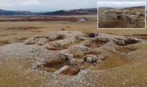 Baraj kurudu, bin 500 yıllık hamam ve kilise kalıntıları ortaya çıktı
