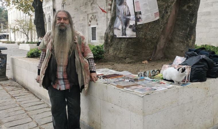 Beyazıt Meydanı’nın hafızası Hüseyin Avni Dede: O artık bir çınar!