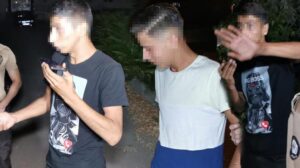 ‘Bunların kaşıntıları var’ deyip polisi dövdürmek için adam çağırdı