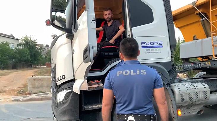 Çalışır haldeki kamyonu yolun ortasına bıraktı! İçinde 2 saat uyudu