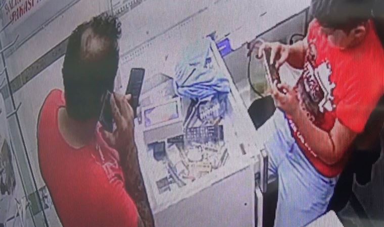 Cep telefonu hırsızı, küçük çocuğu gözyaşlarına boğdu: ‘Bir adam geldi, elinde dövme falan vardı’