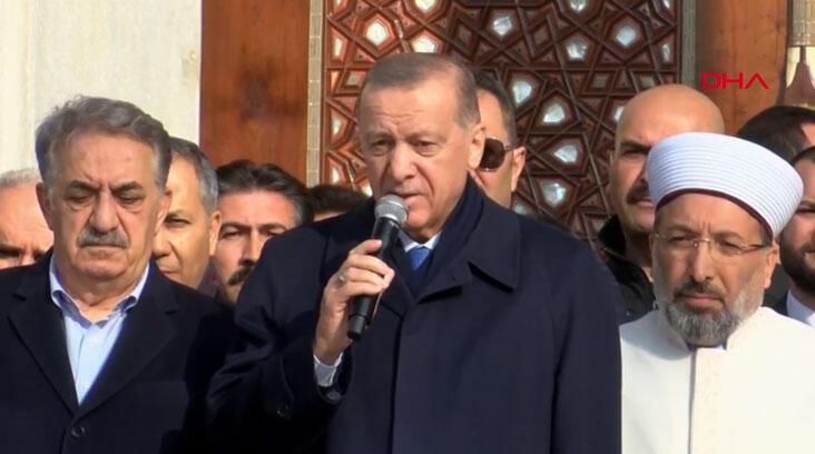 Cumhurbaşkanı Erdoğan: Adeta yepyeni bir Yeni Camii gördüm
