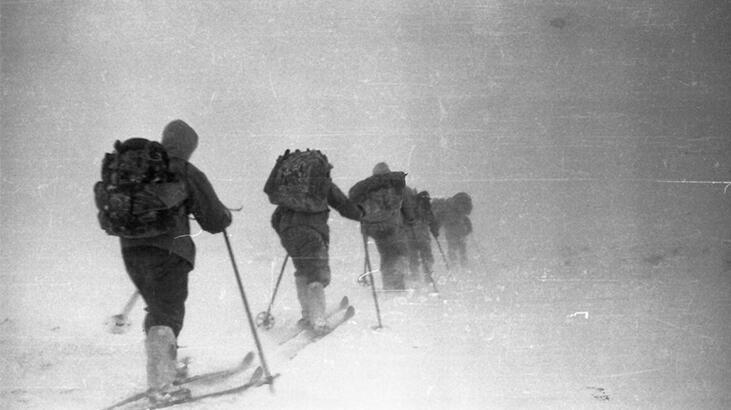 Dili kopmuş, gözleri oyulmuştu! ‘Şeytan Geçidi’ndeki 9 arkadaşın 60 yıllık sırrı