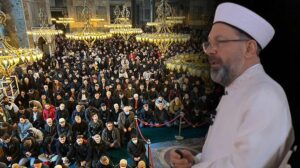 Diyanet İşleri Başkanı Erbaş Ayasofya’da cuma namazı kıldırdı