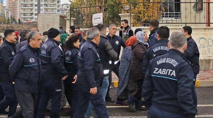 Diyarbakır’da kadın ve erkek pazarcılar arasında gerginlik