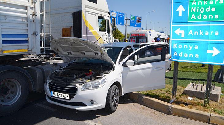 Düğün alışverişi dönüşü kaza; 4 kişilik gurbetçi aile yaralandı