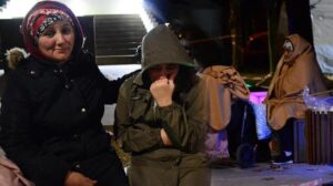 Düzce depremin üstünden 24 saat geçti, korkusu devam ediyor