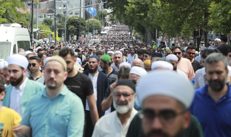 Ertan Aksoy değerlendirdi: Toplumun gözünde tarikatlar