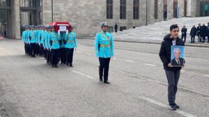 Eski milletvekili Sönmez için TBMM’de cenaze töreni