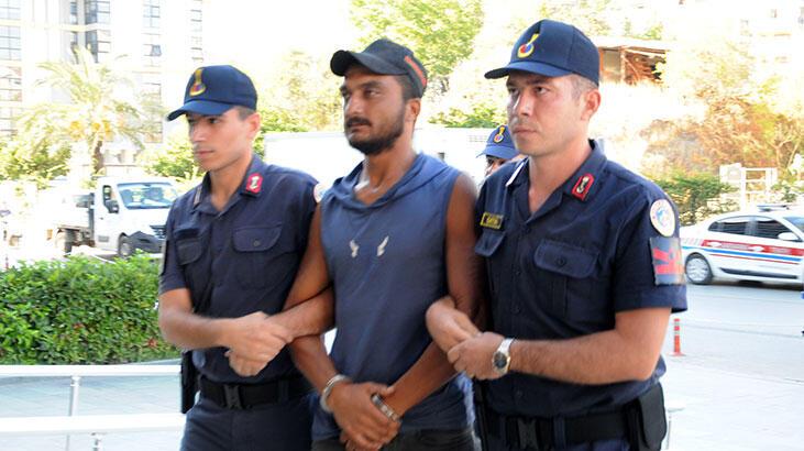 Ev arkadaşını çekiçle öldüren şüpheli tutuklandı
