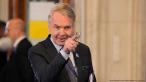 Finlandiya: Onay için tarih vermeyen tek ülke Türkiye