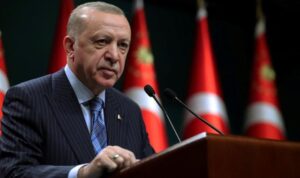 Hukukçular, Erdoğan’ın adaylık sinyali vermesine yasayla yanıt verdi: Üçüncü defa seçilemez