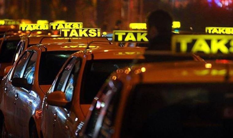 İBB Genel Sekreter Yardımcısı Buğra Gökçe, İstanbul’un yeni taksilerini Cumhuriyet’e anlattı: ‘Üç yaptırımda lisans iptal edilecek’