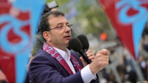 İmamoğlu’na 2 yıl 7 ay 15 gün hapis cezası