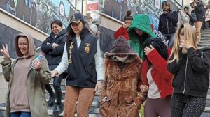 İstanbul’da dev fuhuş operasyonu! Aralarında öğretmen ve animatör var