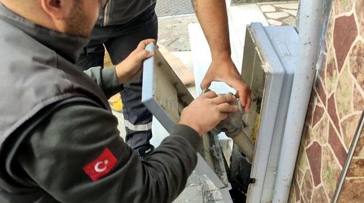 İstanbul’da panik! Mahalleli sokağa döküldü