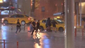 İstanbul’da sağanak yağış etkili oluyor