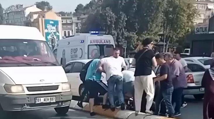 İstanbul’da sürücülerin yol verme kavgası