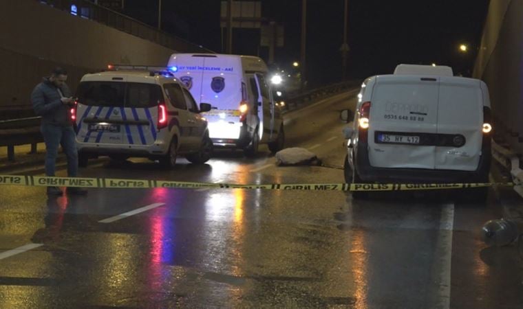 İzmir’de feci ölüm: Yolda aracına yakıt doldururken otomobil çarptı