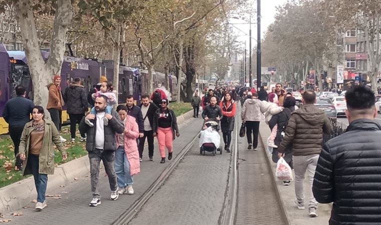 Kabataş-Bağcılar tramvay hattında arıza: Seferler aksadı