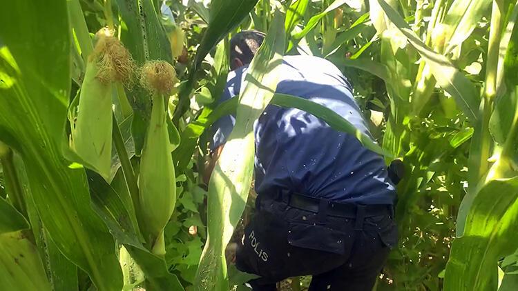 Kaçan şüpheliyi takip eden polis memuru, kendini vurdu