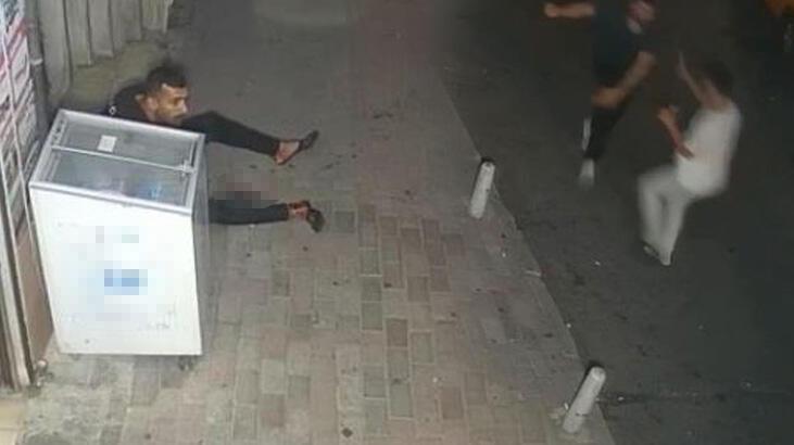 Kağıthane’de ‘laf atma’ kavgası! Kemerler, bıçaklar havada uçuştu