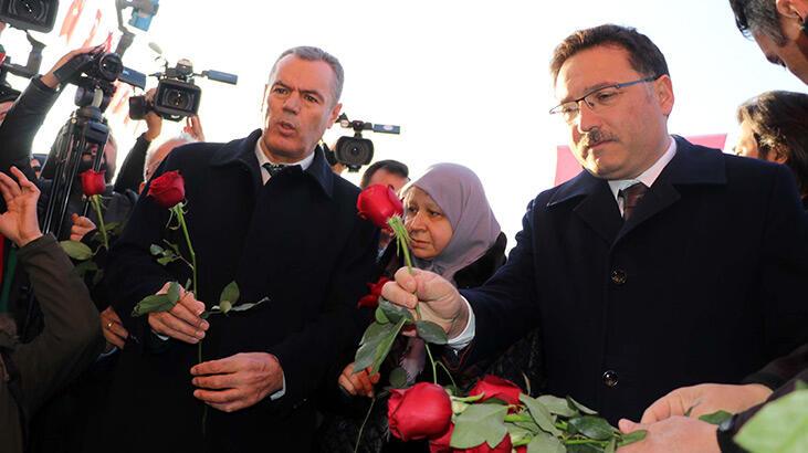 Kayseri’de terör saldırısında şehit olan 15 asker anıldı