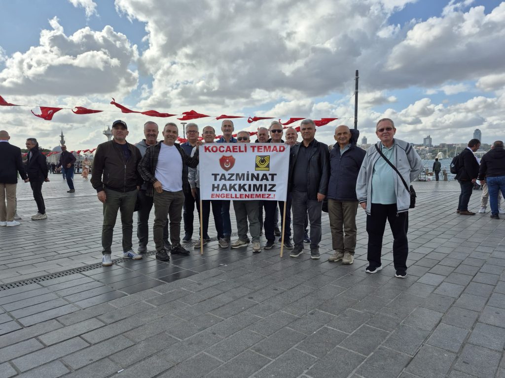 Emekli Astsubaylar Hakları İçin Üsküdar Meydanı’nda: “Yıllardır Süren Mağduriyet Bitsin!”