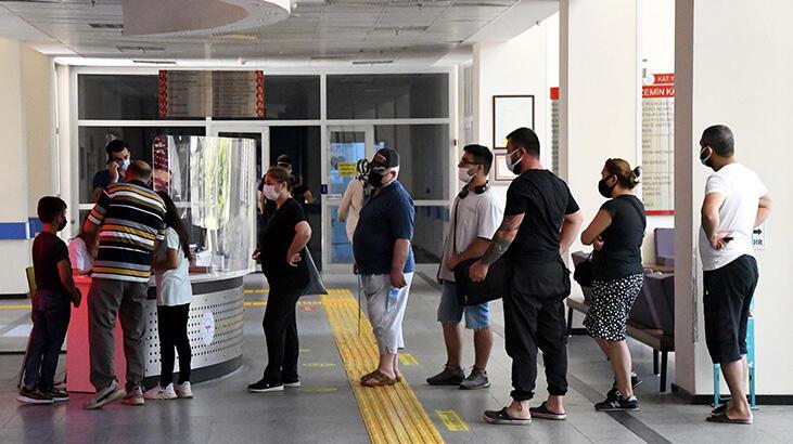 Korkutan açıklama! ‘Koronavirüsten yoğun bakımlara yatışlar başladı’